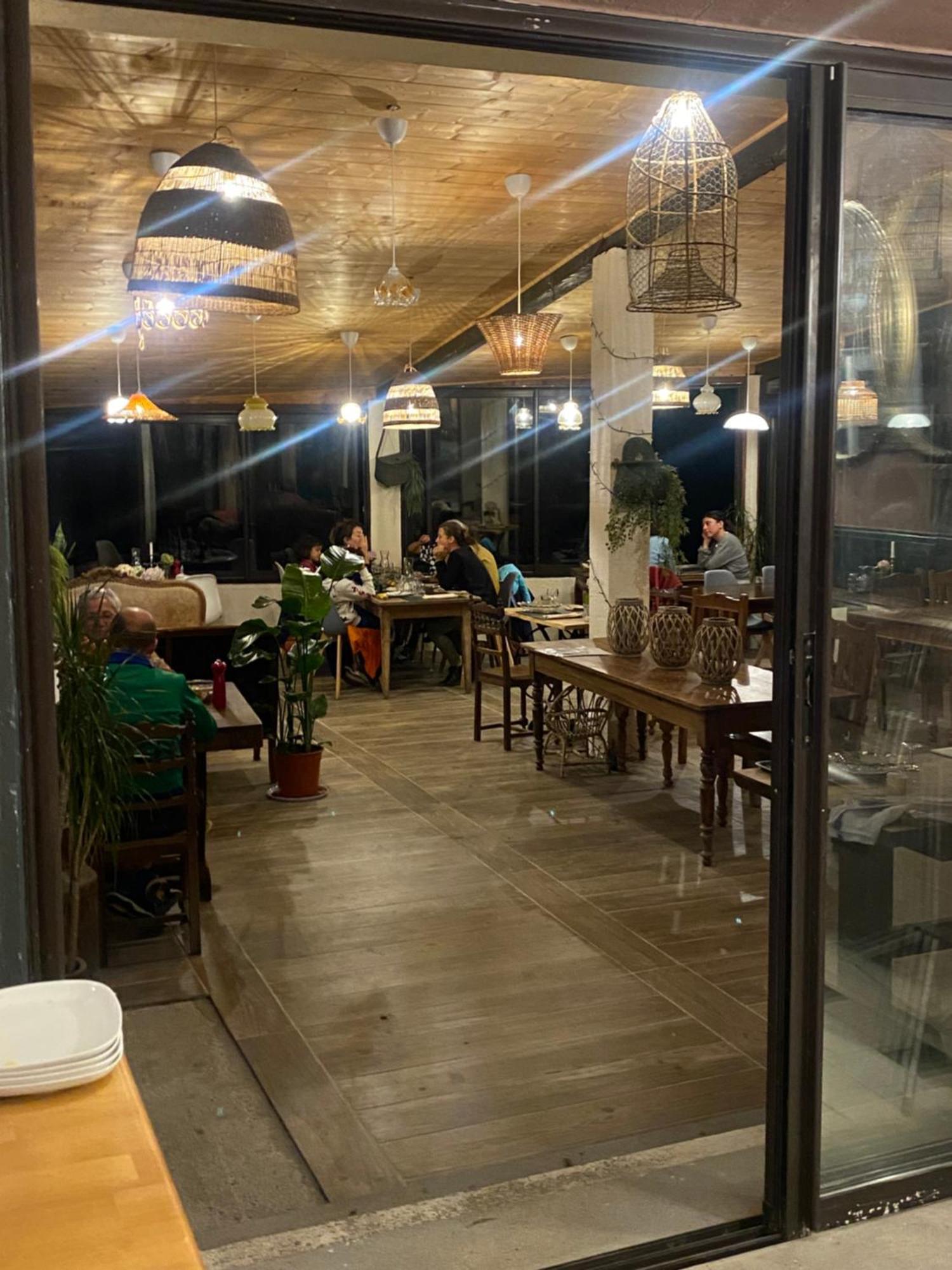 Gites Libellule At Auberge De L'Arac, Bar, Restaurant Але Екстер'єр фото