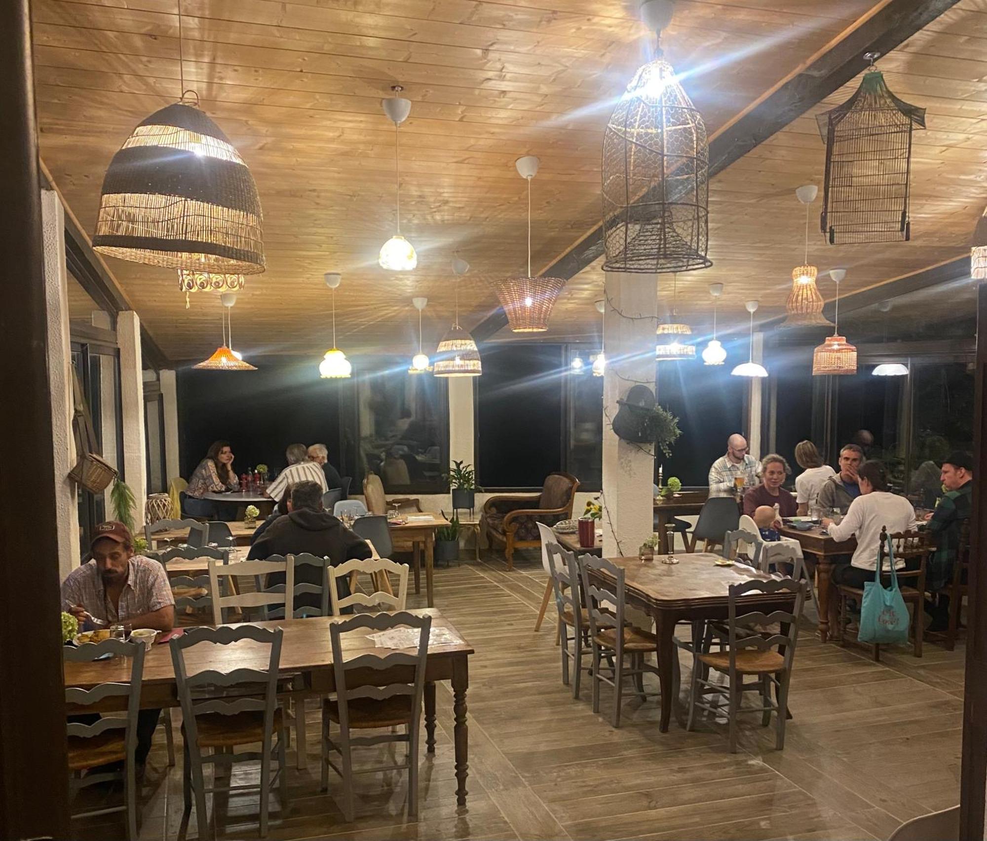 Gites Libellule At Auberge De L'Arac, Bar, Restaurant Але Екстер'єр фото