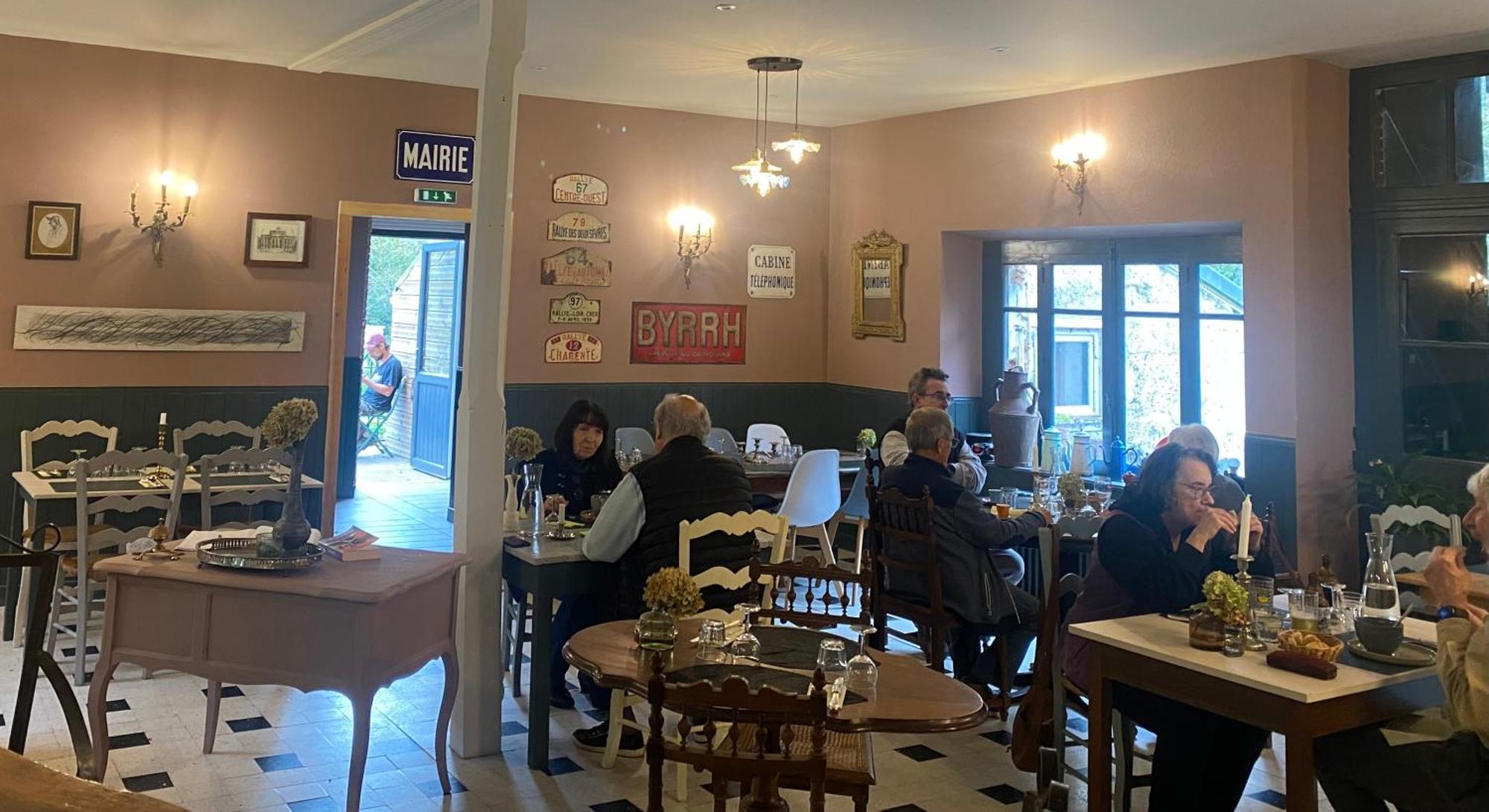 Gites Libellule At Auberge De L'Arac, Bar, Restaurant Але Екстер'єр фото